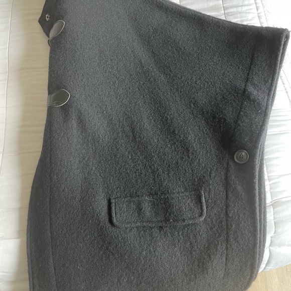 Black Wool Cape - Picture 9 of 11